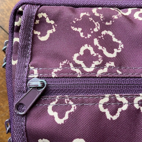 Eddie Baurer Travex Tech Crossbody Bag - Picture 4 of 16